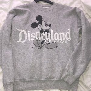 Disneyland sweatshirt